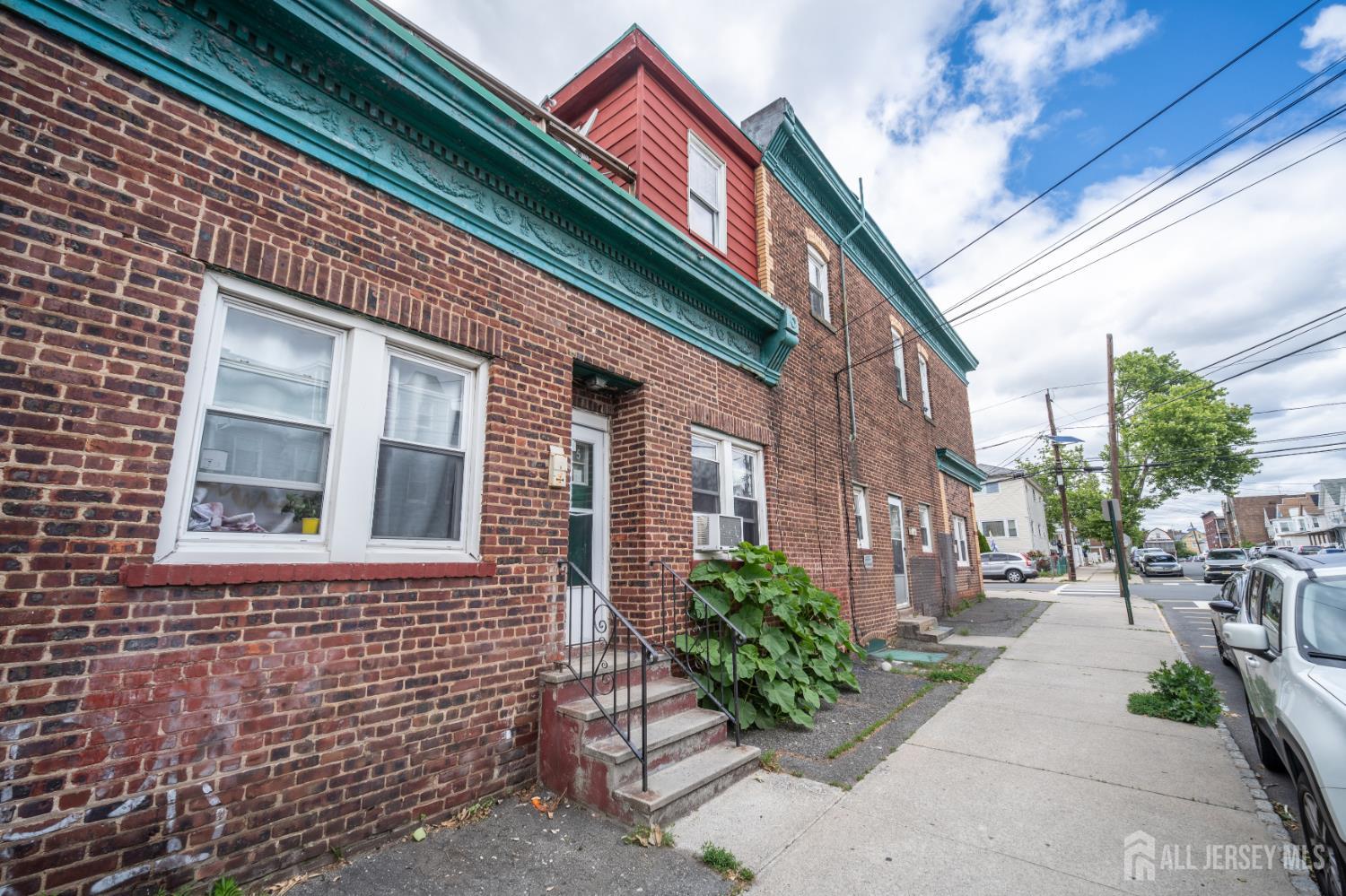 201 Gordon Street