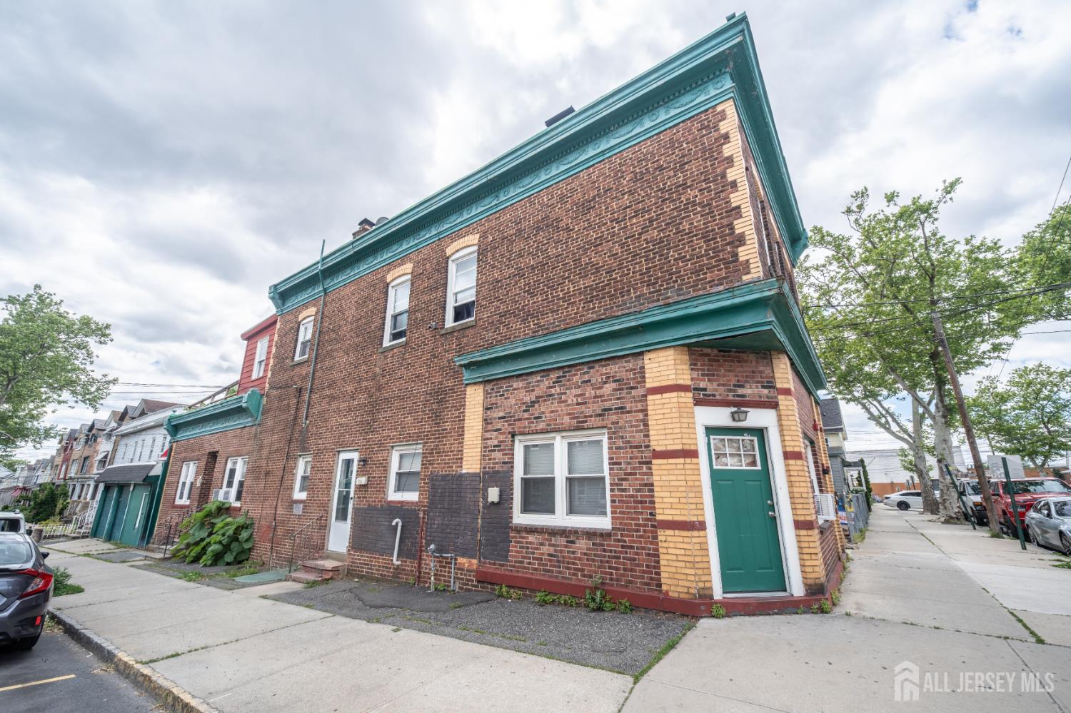 201 Gordon Street