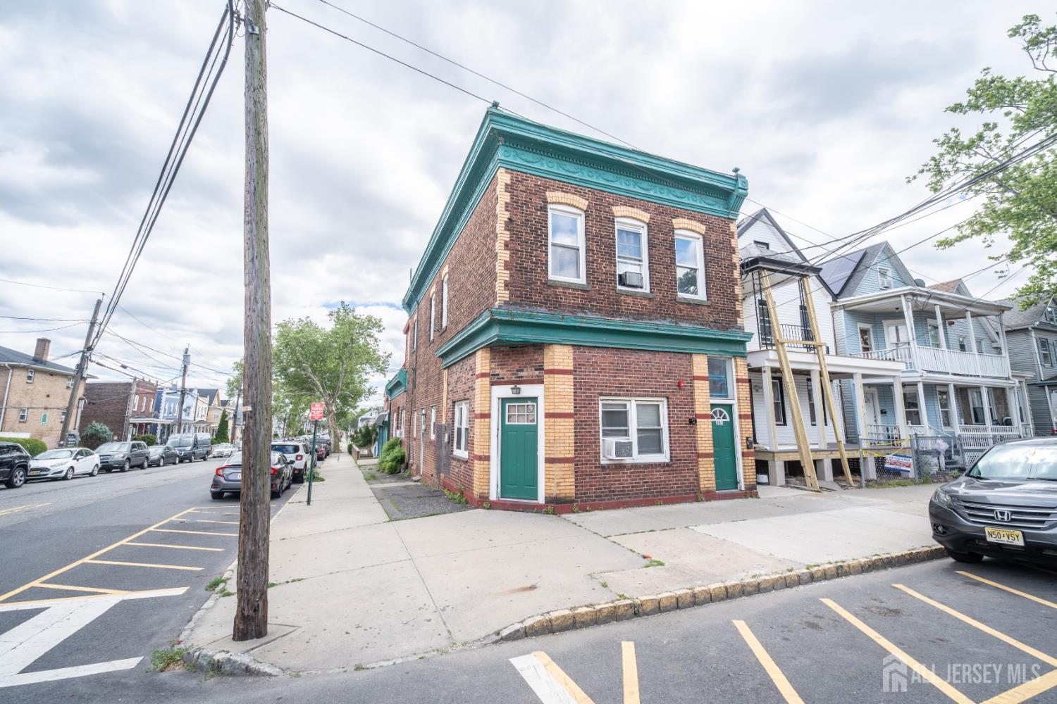 201 Gordon Street