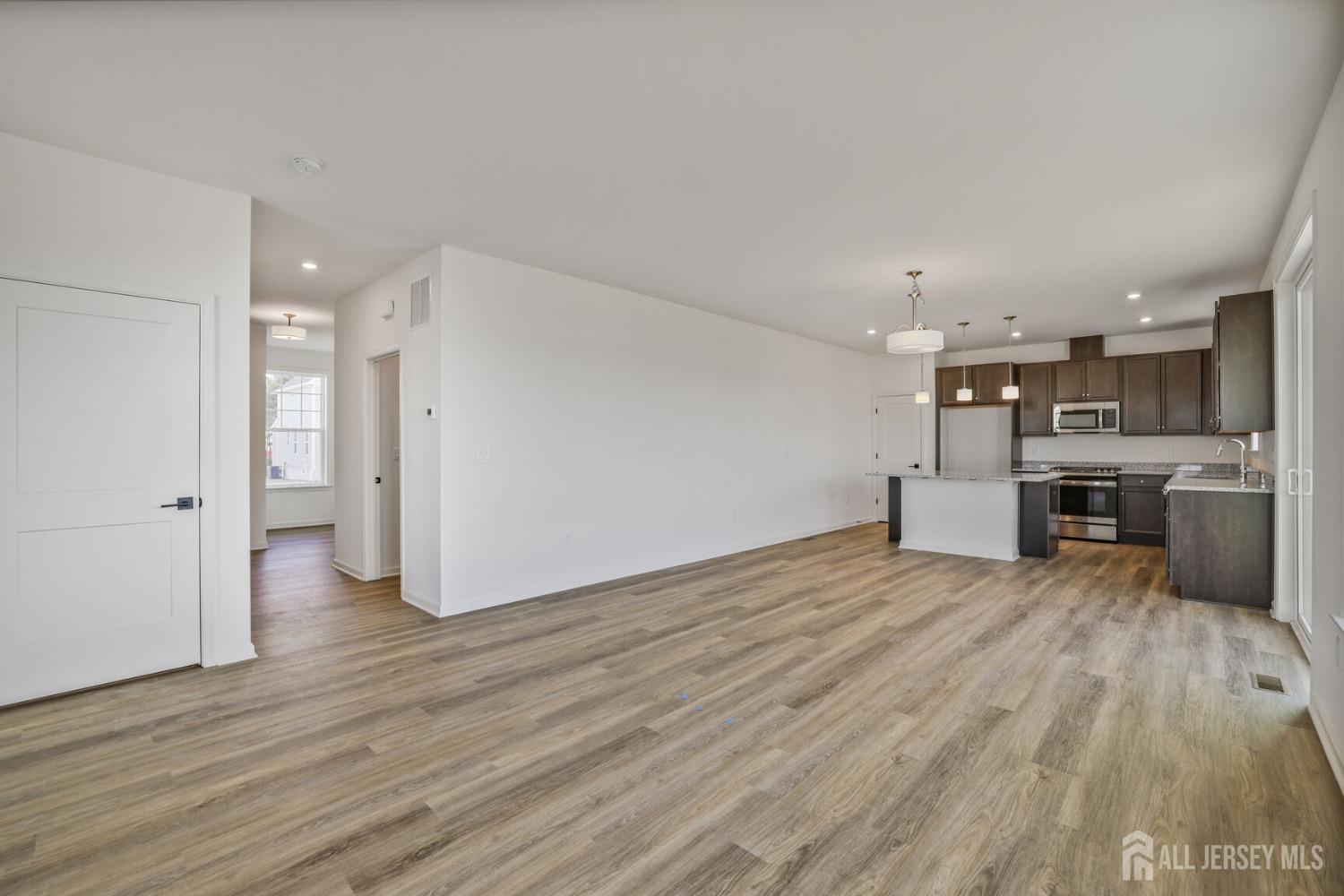 45 E Verbena Lane, Old Bridge, New Jersey image 7