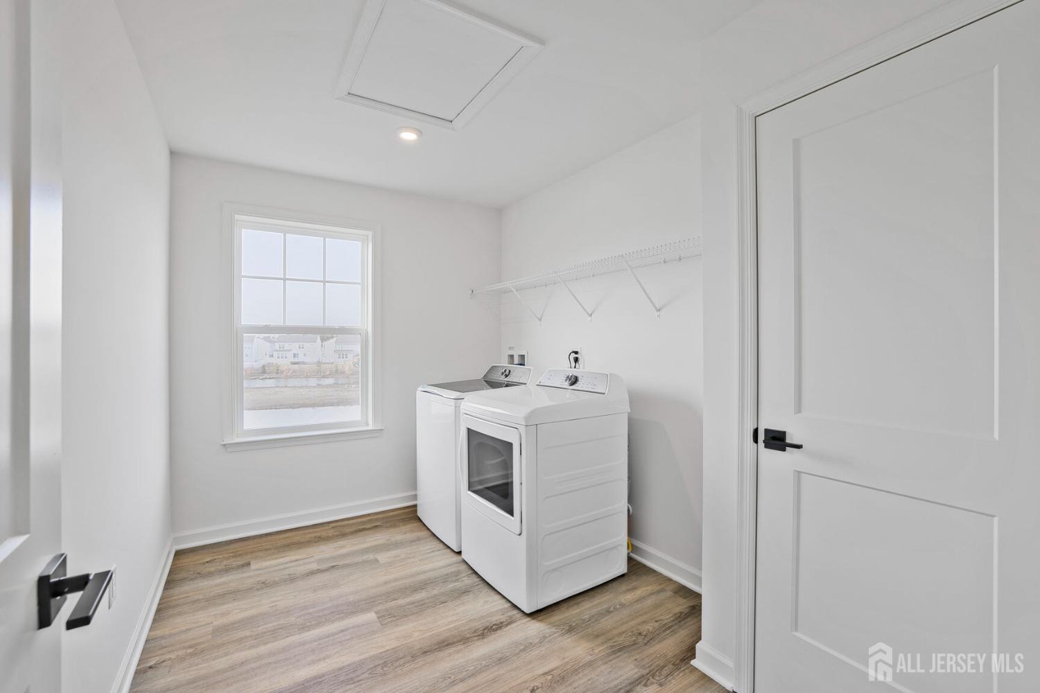 45 E Verbena Lane, Old Bridge, New Jersey image 24