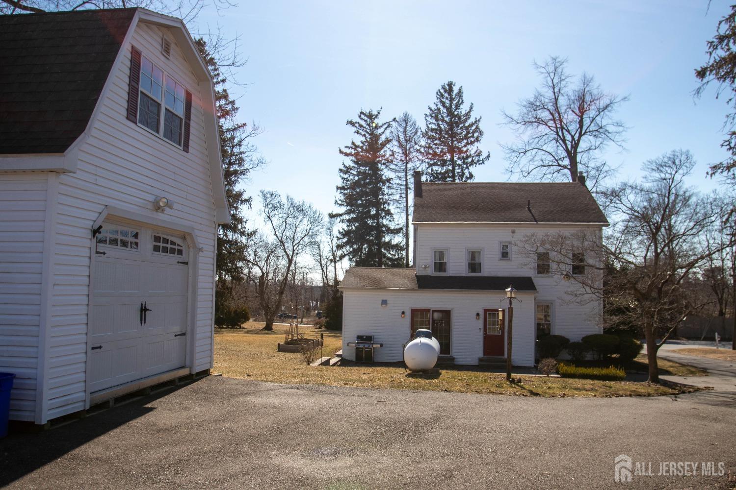 590 Buckelew Avenue, Monroe Township, New Jersey image 36