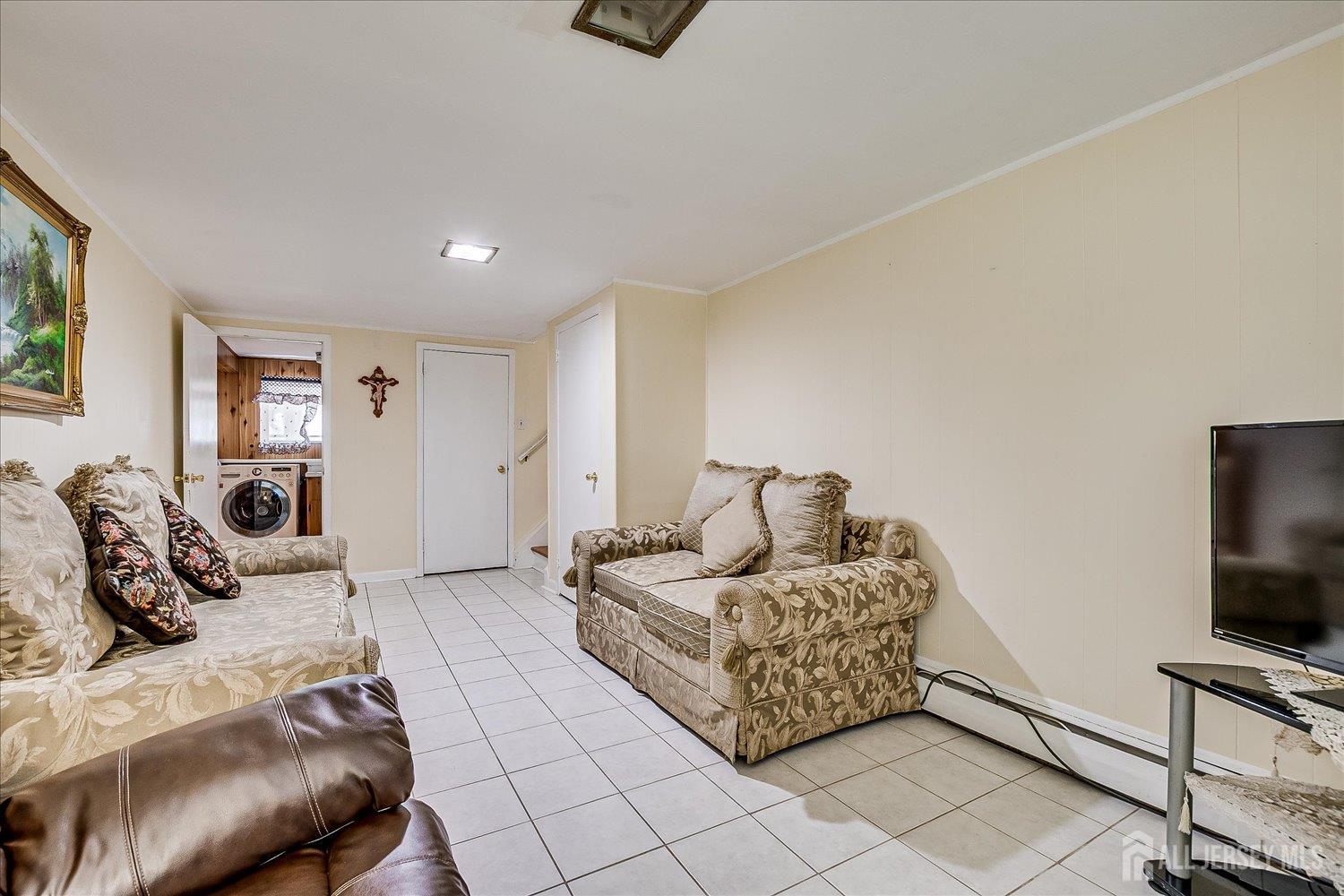 16 Landsdowne Road, East Brunswick, New Jersey image 19
