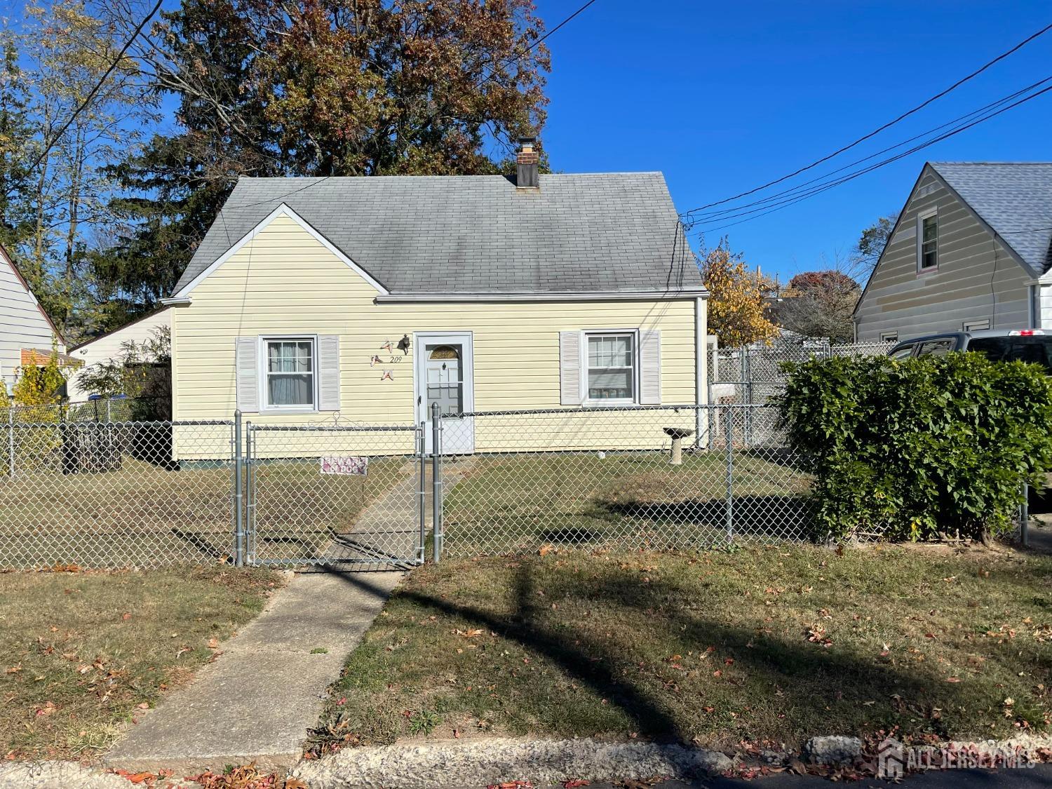 209 Penn Avenue, Edison, New Jersey image 1