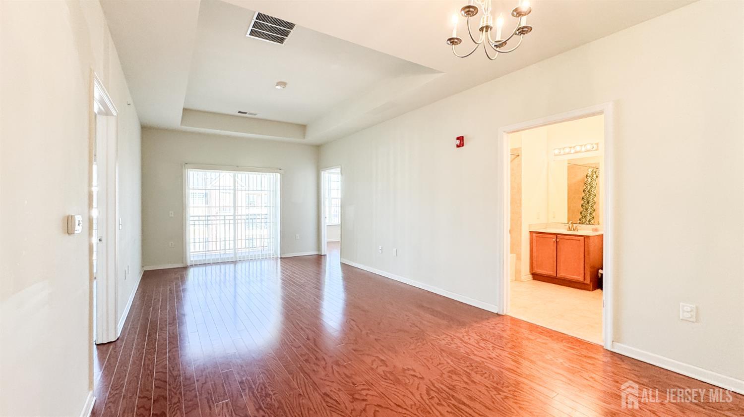 645 Doral Court, Piscataway, New Jersey image 4
