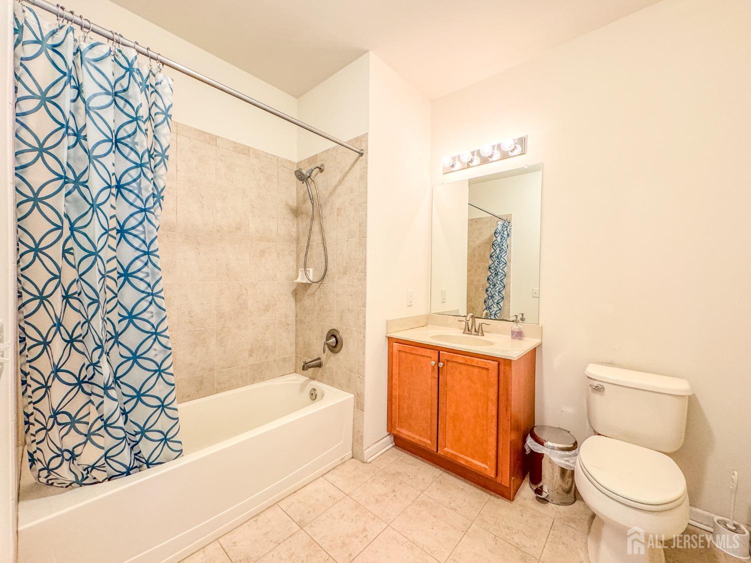 645 Doral Court, Piscataway, New Jersey image 13