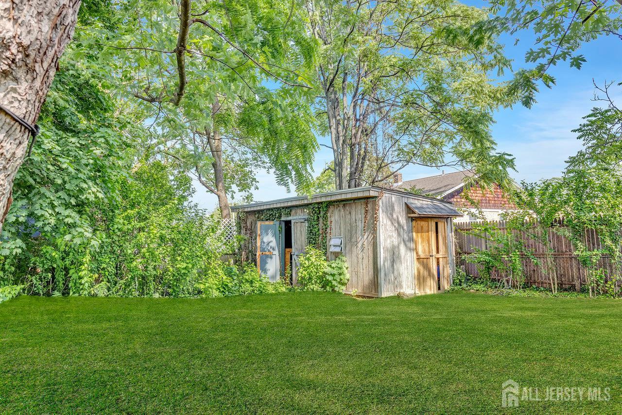 230 Creek Road, Keansburg, New Jersey image 5