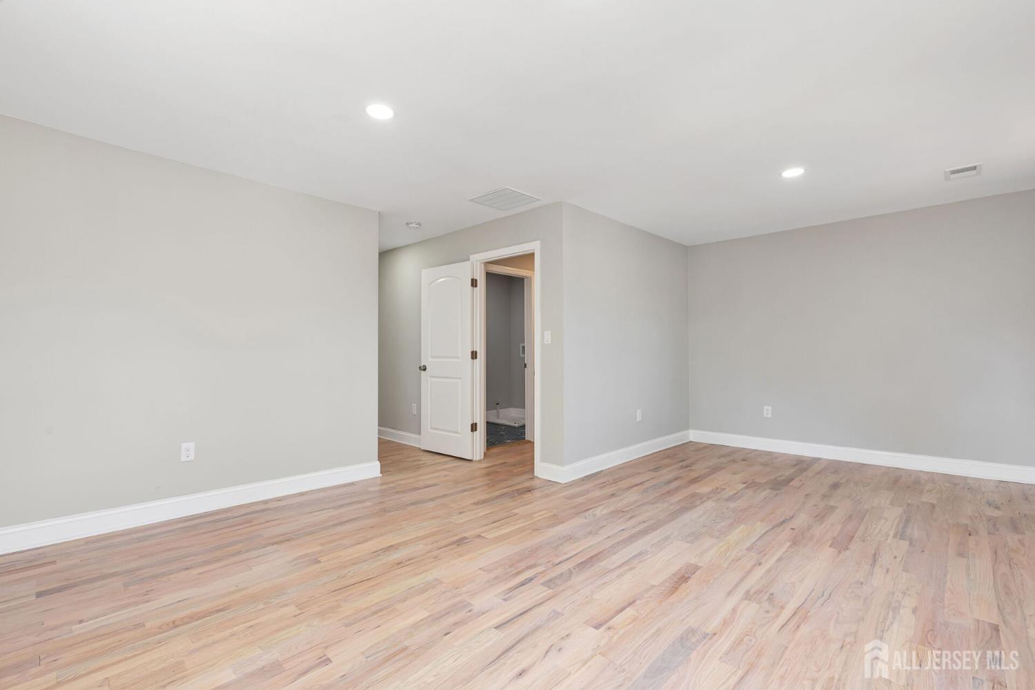 141 Day Street, South Plainfield, New Jersey image 22