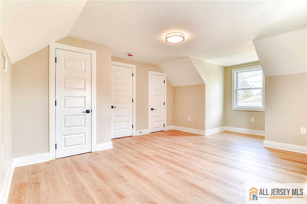 32 Campbell Avenue, Edison, New Jersey image 43
