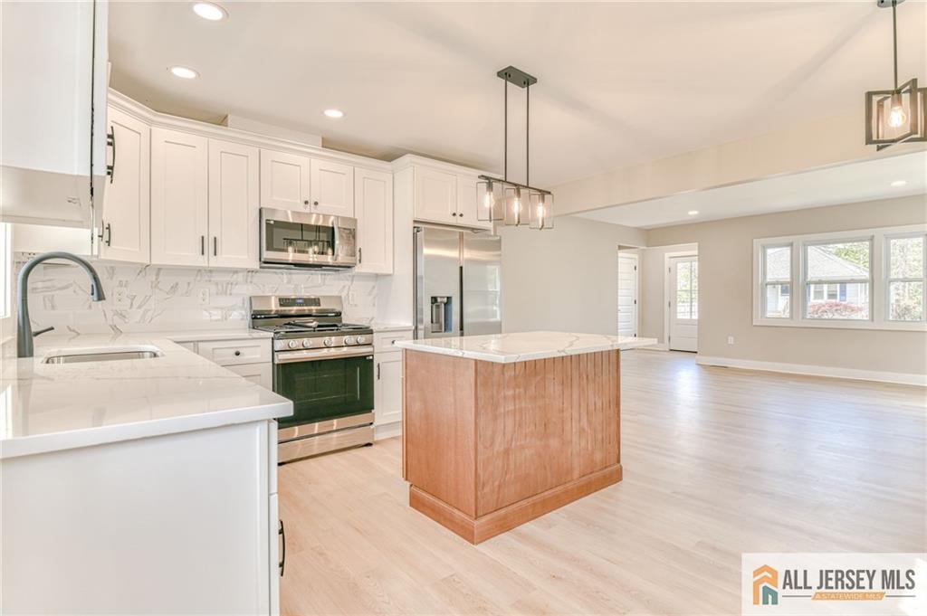 32 Campbell Avenue, Edison, New Jersey image 3