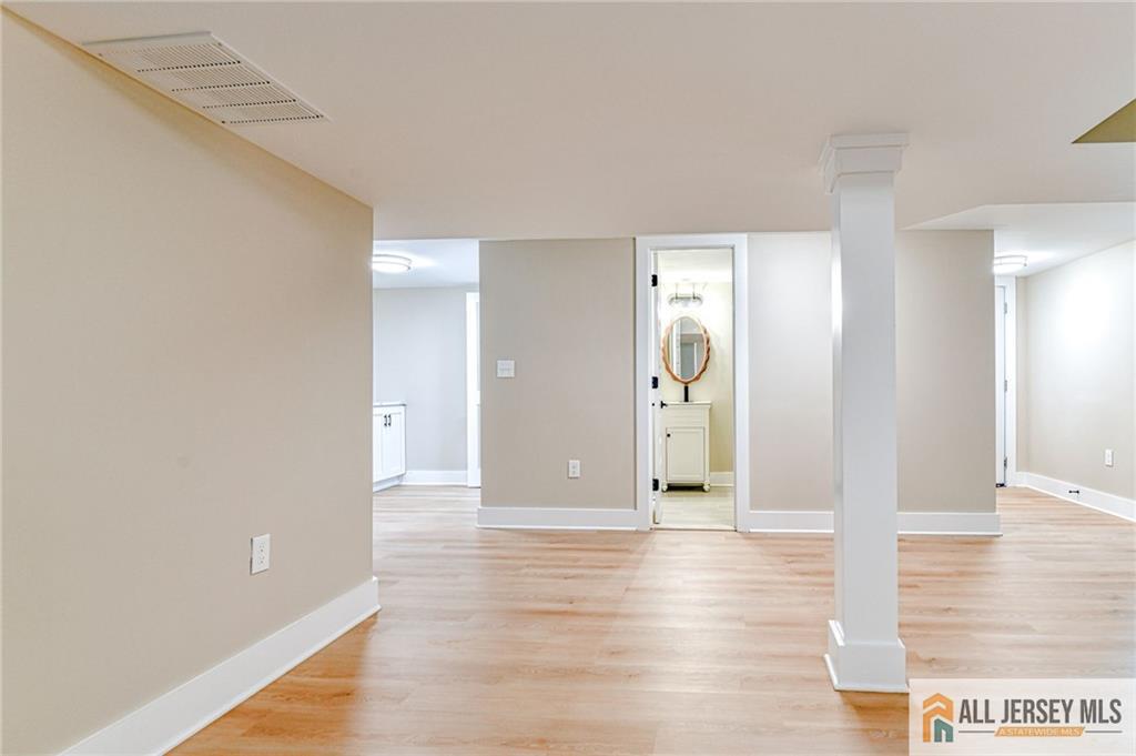 32 Campbell Avenue, Edison, New Jersey image 19