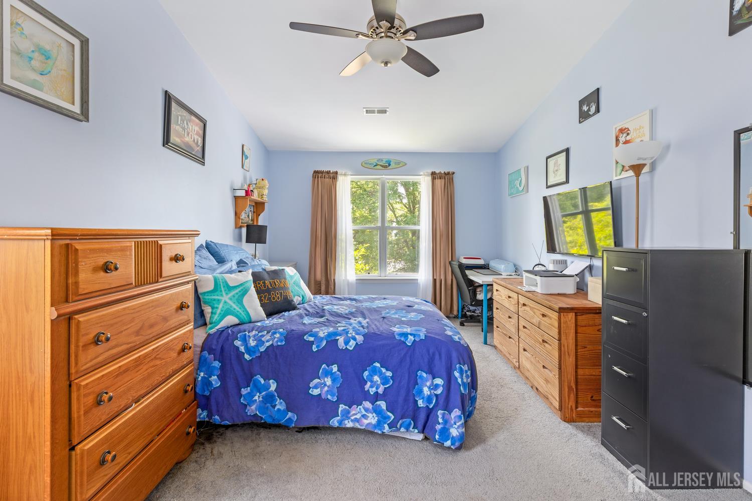 54 Kensington Drive, Piscataway, New Jersey image 6