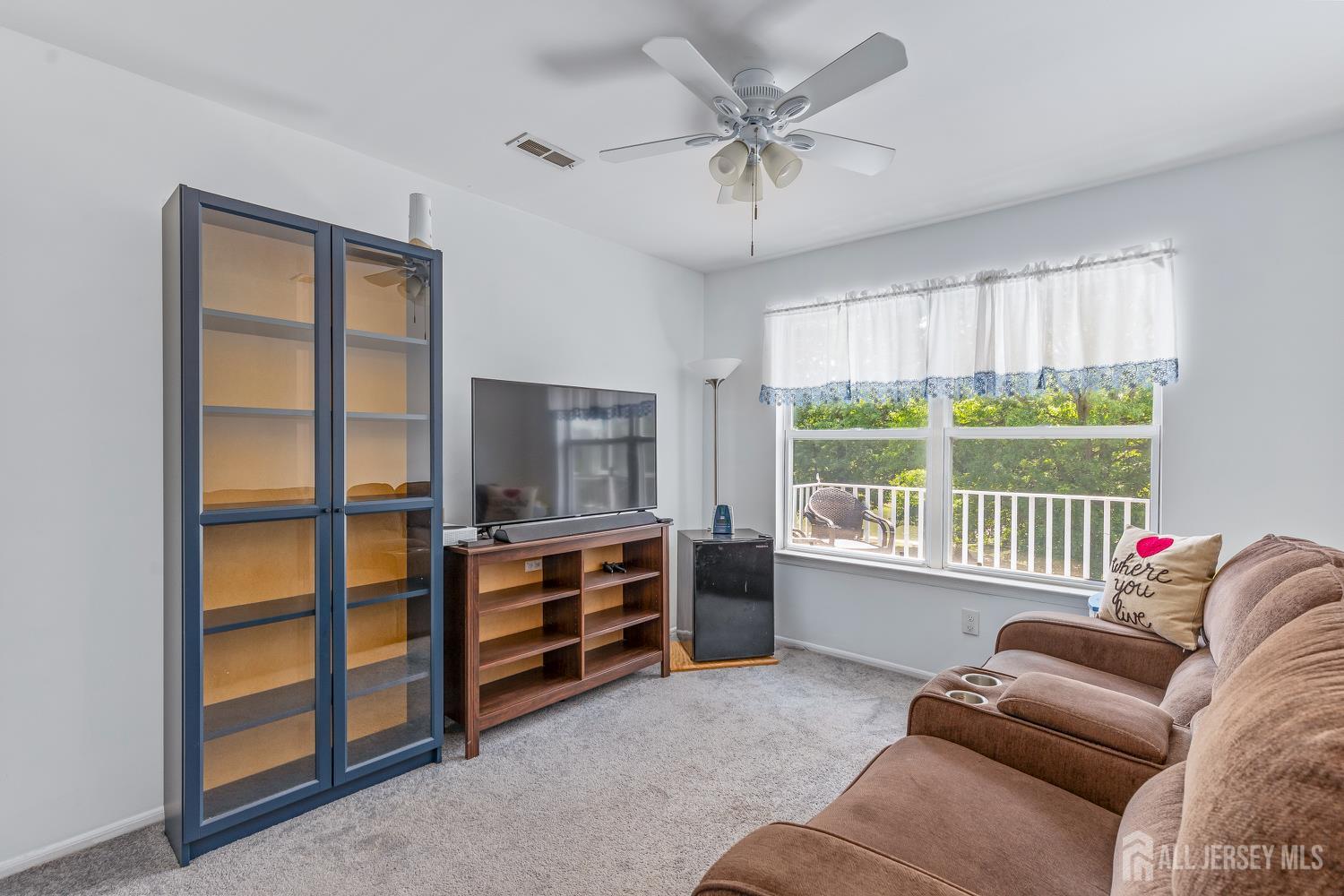 54 Kensington Drive, Piscataway, New Jersey image 4