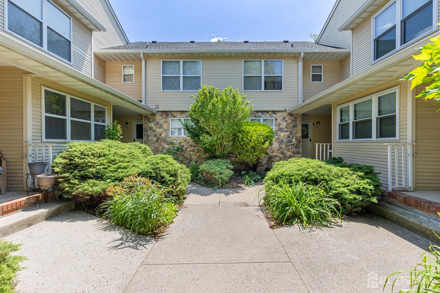 54 Kensington Drive, Piscataway, New Jersey image 18