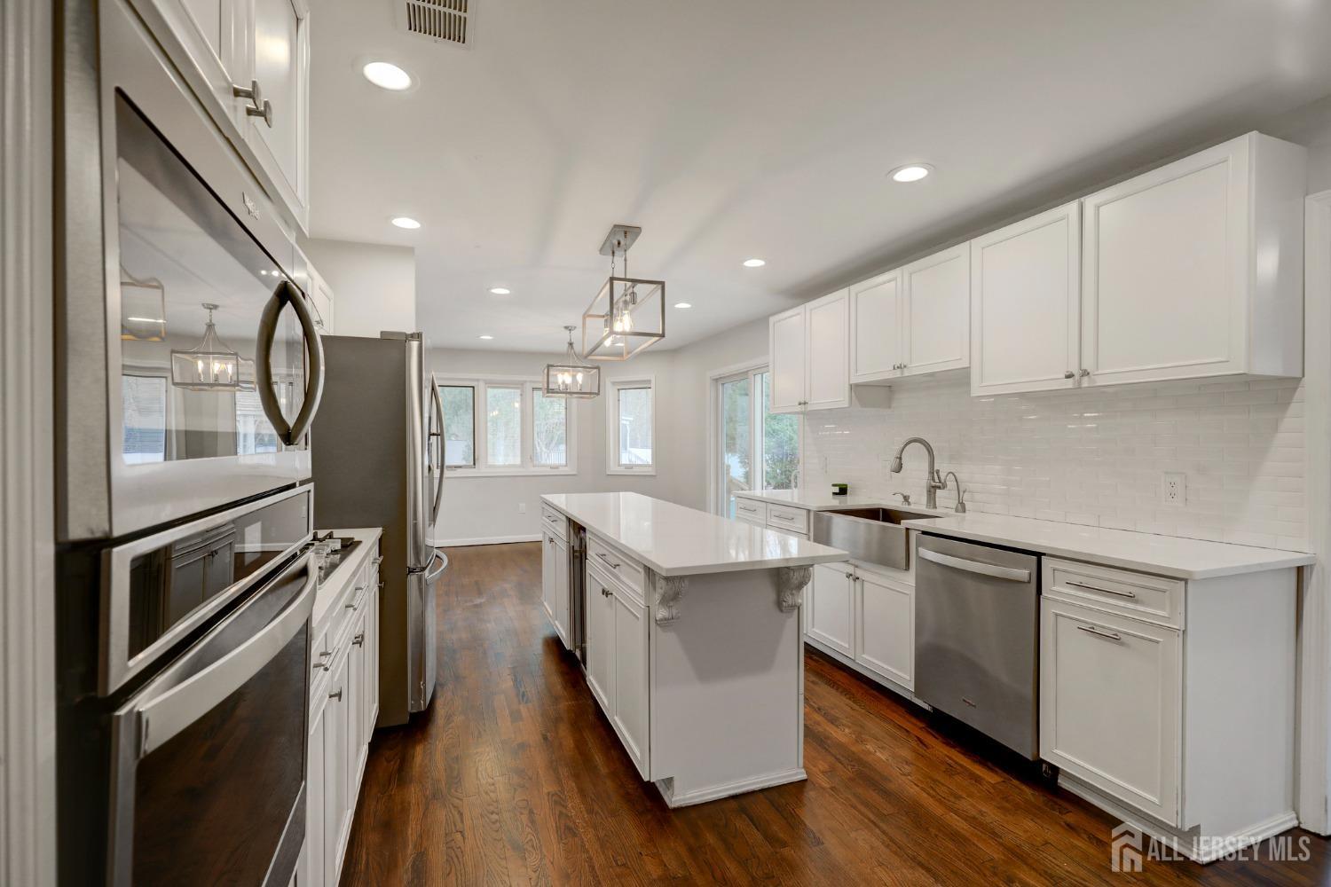 26 Kennedy Boulevard, Old Bridge, New Jersey image 14