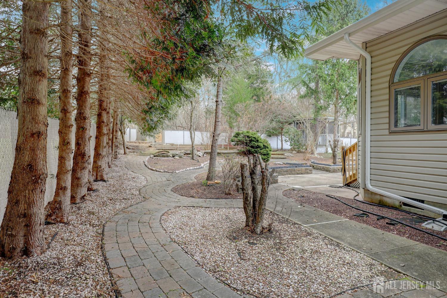 26 Kennedy Boulevard, Old Bridge, New Jersey image 33
