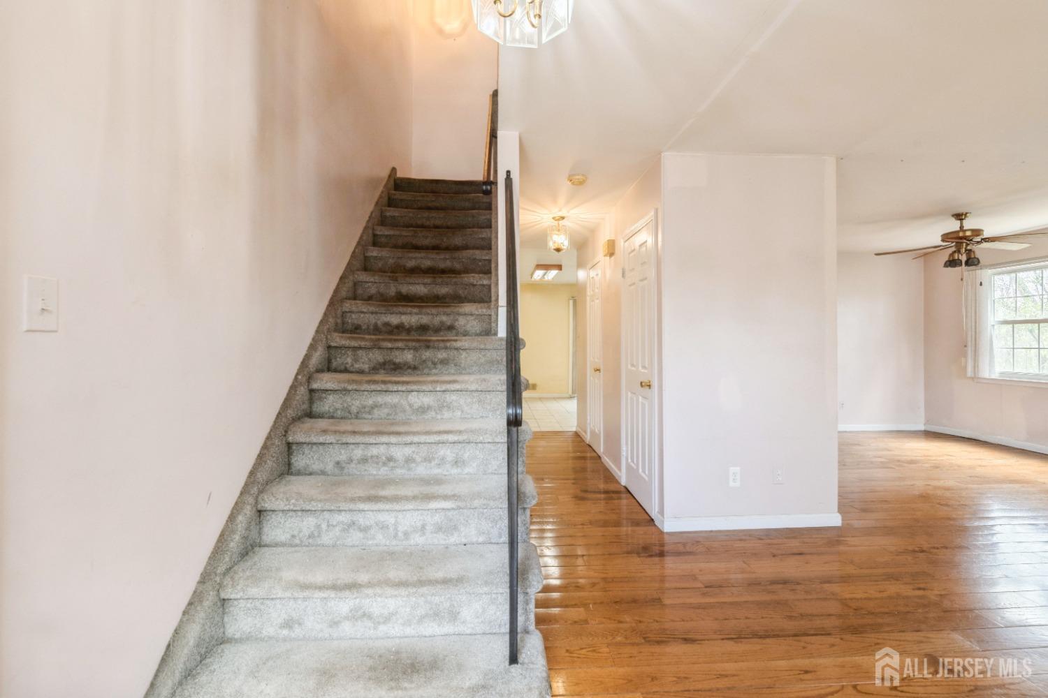 44 Townsend Drive, Old Bridge, New Jersey image 4