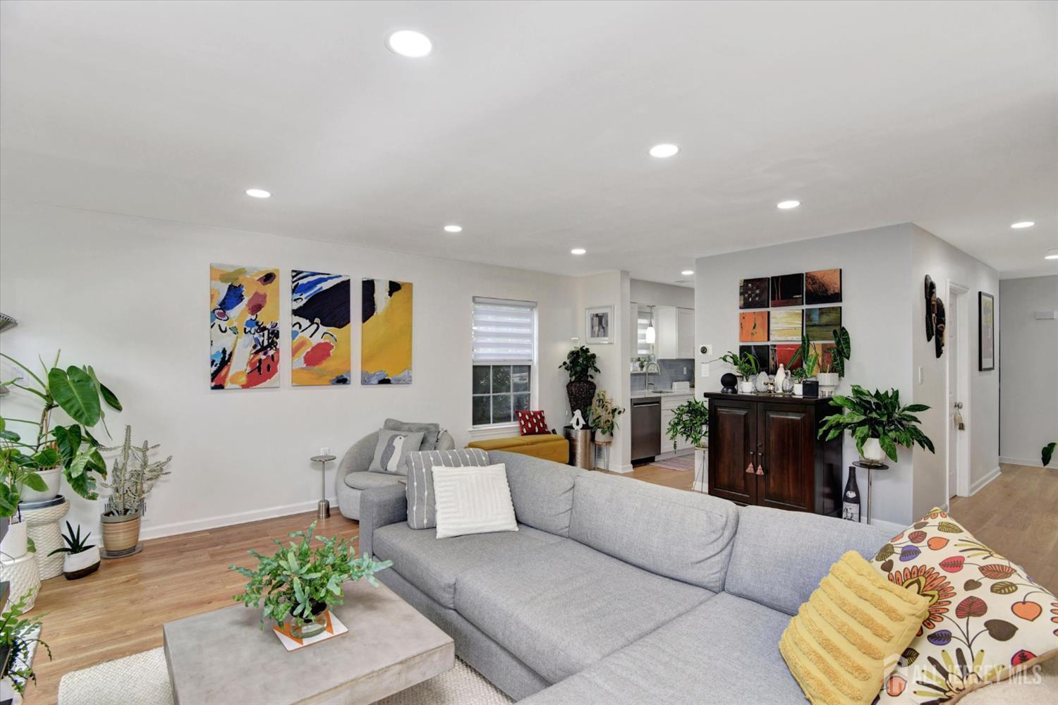 104 Brewster Circle, Old Bridge, New Jersey image 13