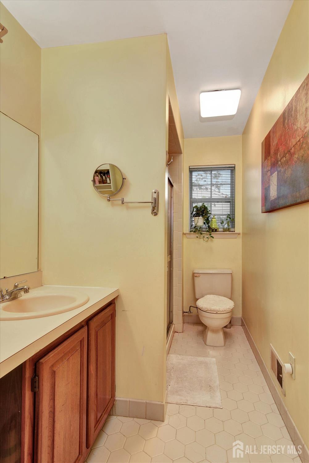 104 Brewster Circle, Old Bridge, New Jersey image 25