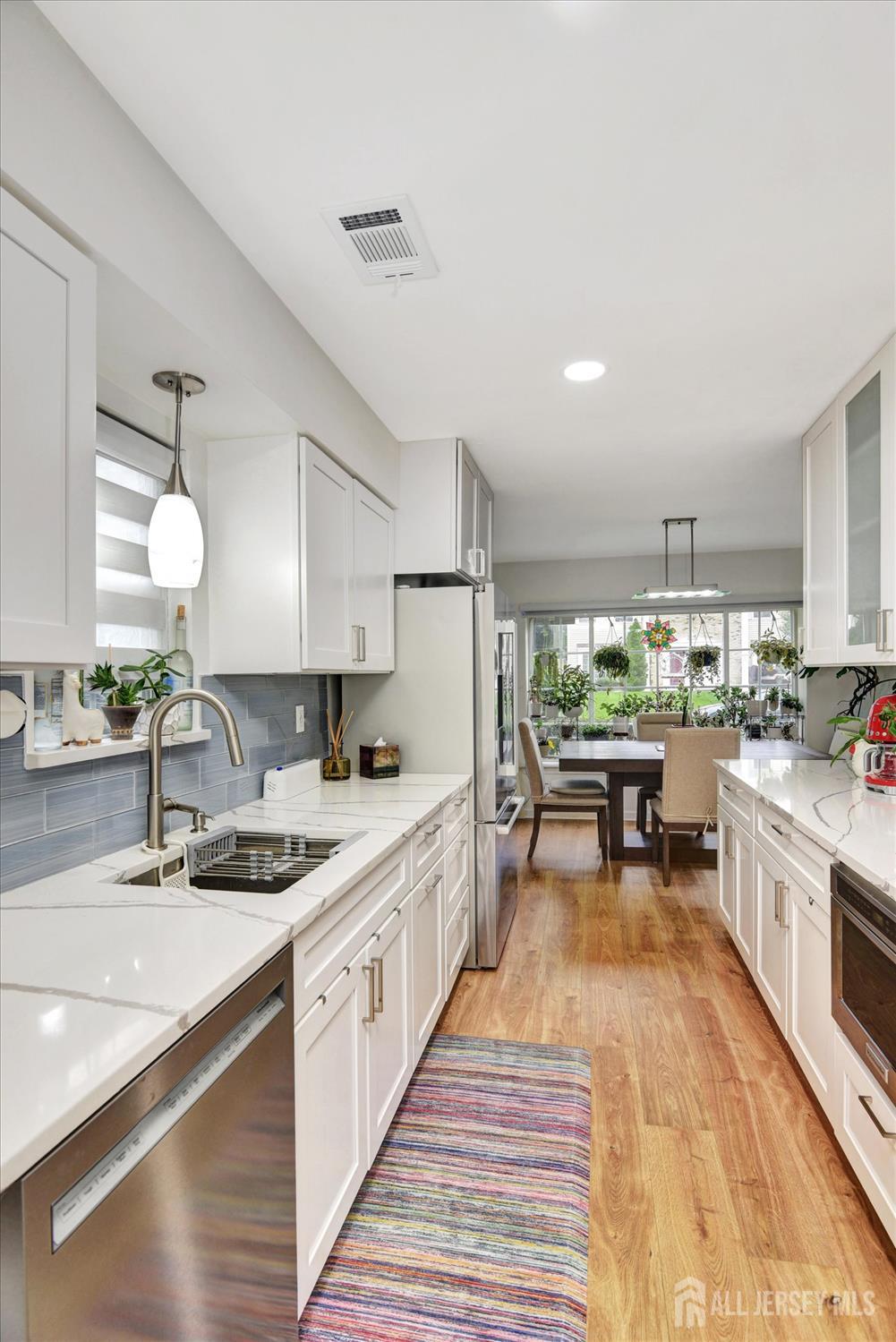 104 Brewster Circle, Old Bridge, New Jersey image 14