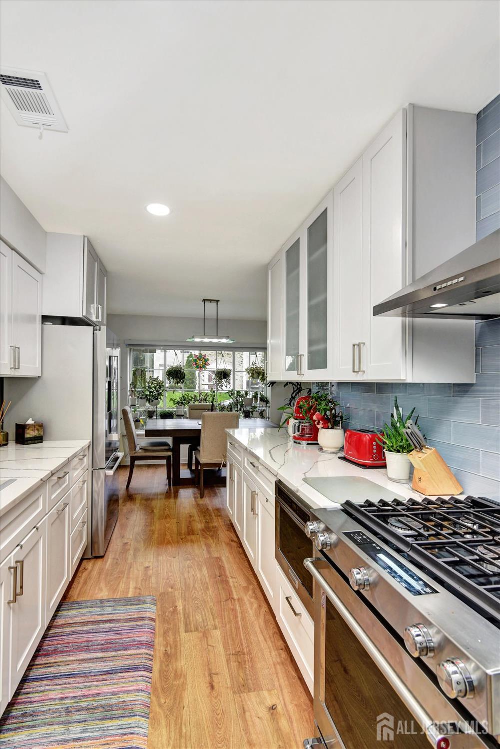 104 Brewster Circle, Old Bridge, New Jersey image 15