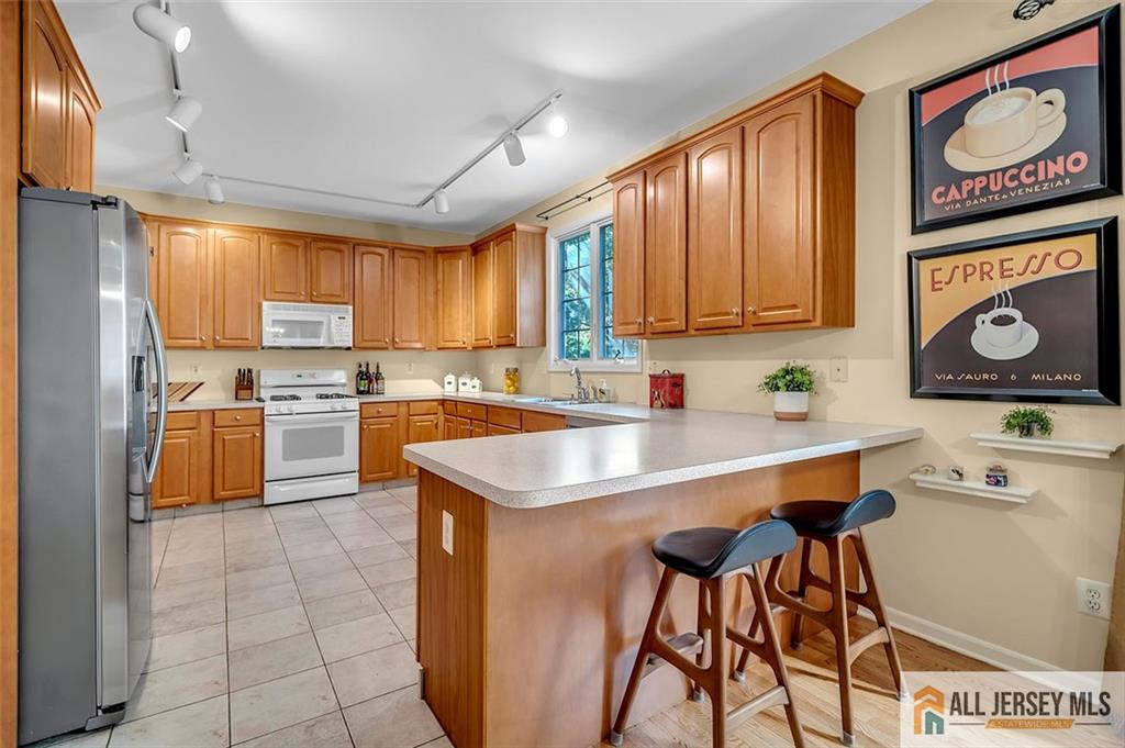 2 Danser Drive, Cranbury, New Jersey image 19