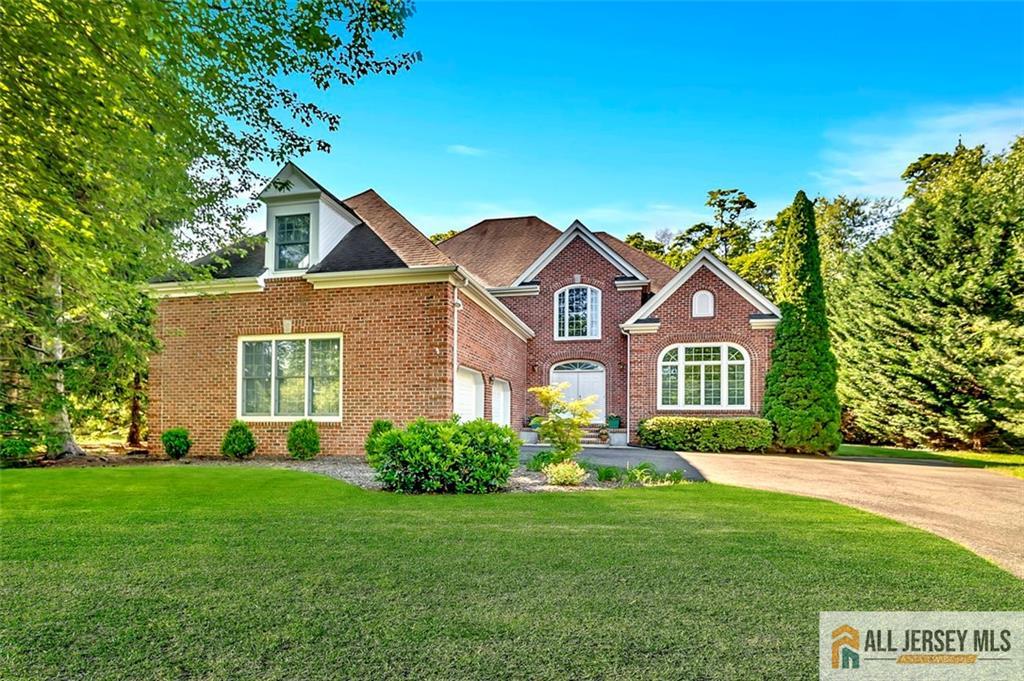 2 Danser Drive, Cranbury, New Jersey image 3
