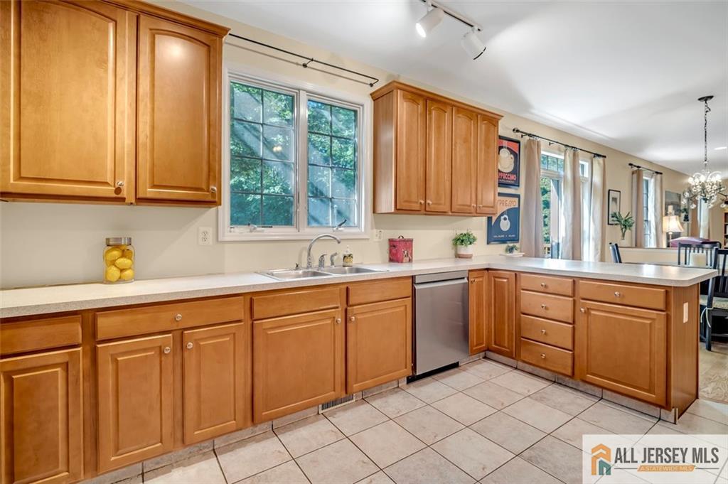 2 Danser Drive, Cranbury, New Jersey image 15