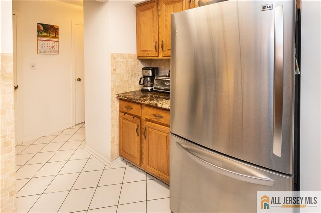 96 Riverbend Drive, North Brunswick, New Jersey image 11