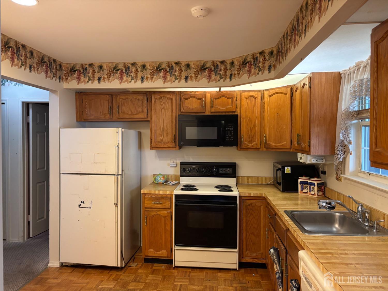 8 Benjamin Franklin Dr Drive #8E, Monroe Township, New Jersey image 5
