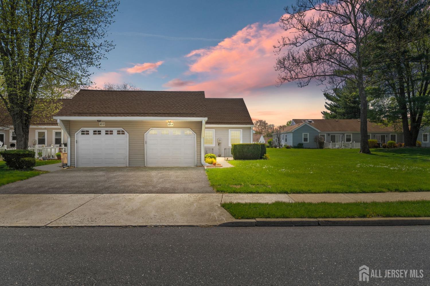 165 Cours De Clemenceau #A, Freehold, New Jersey image 3