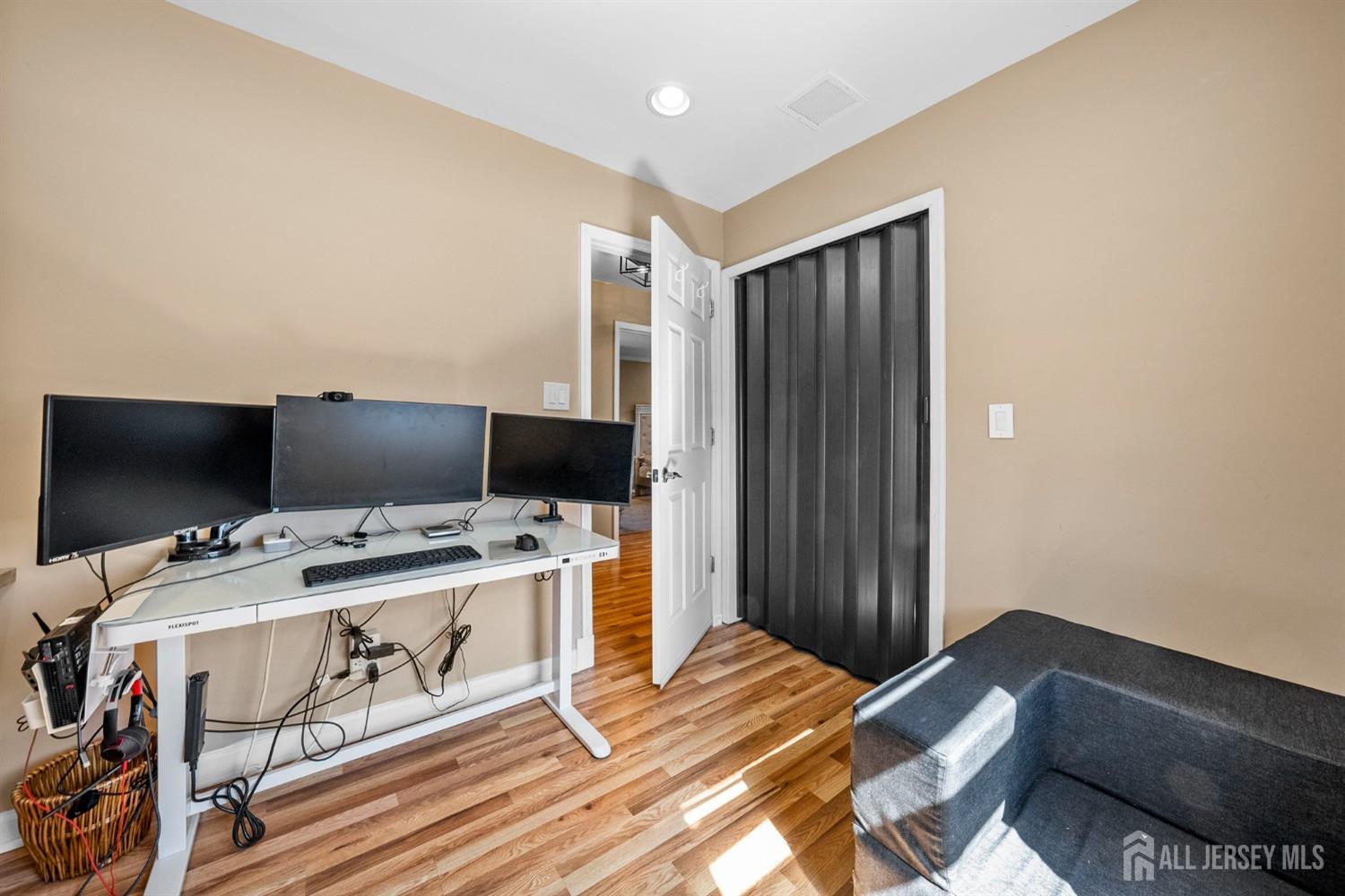 4 Hill Road, Edison, New Jersey image 25