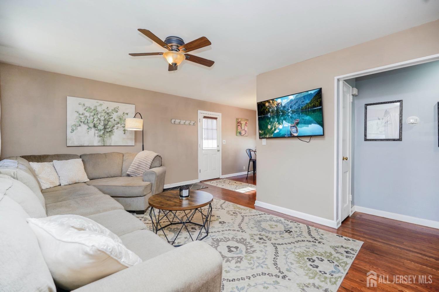 1266 Revoir Drive, Rahway, New Jersey image 2
