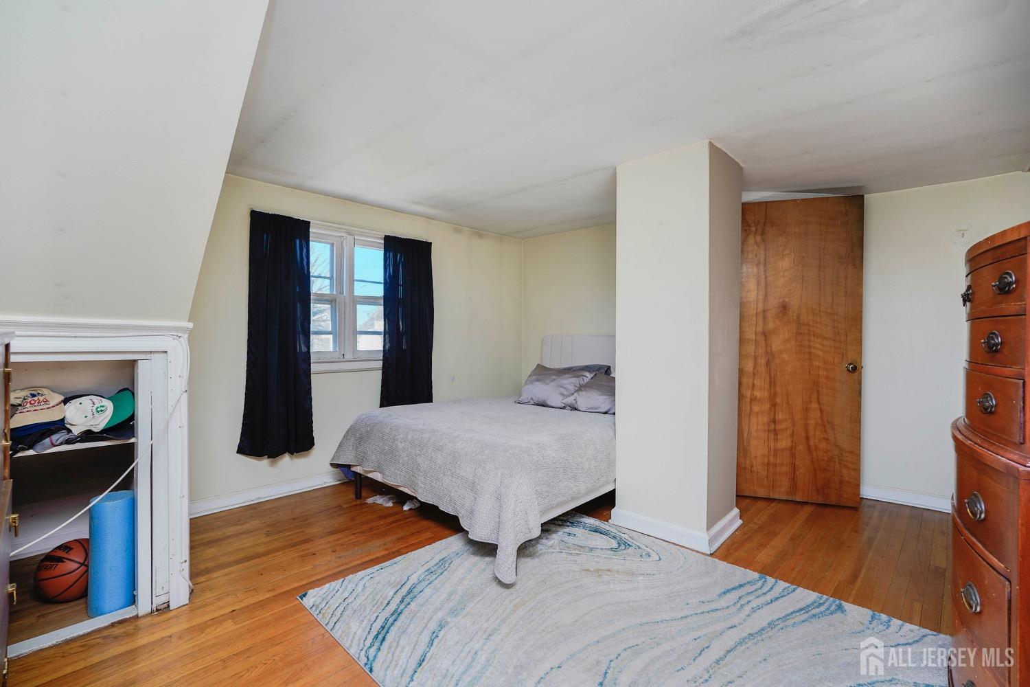 1266 Revoir Drive, Rahway, New Jersey image 11