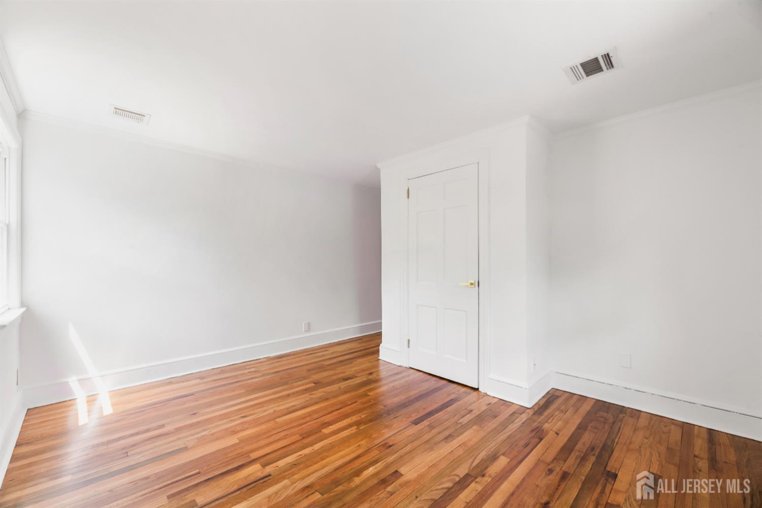 299 Riva Avenue, East Brunswick, New Jersey image 30