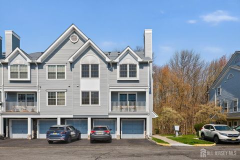 Condo For Sale - 217 Prestwick Way<br/> Middlesex County, Edison, NJ 08820