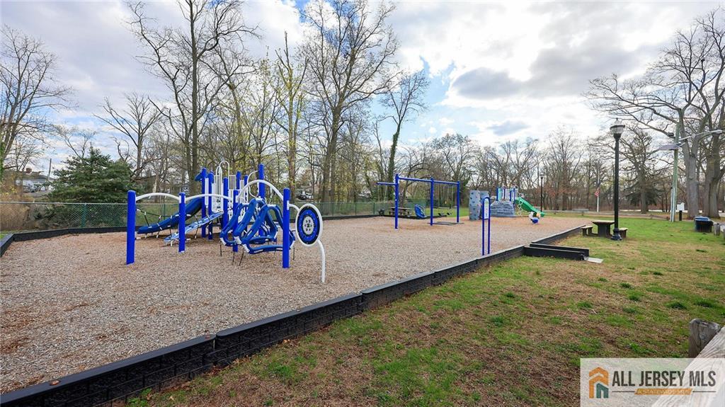 333 Melrose Avenue, Middlesex, New Jersey image 29