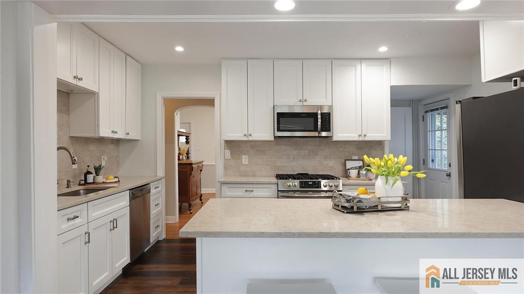 333 Melrose Avenue, Middlesex, New Jersey image 11