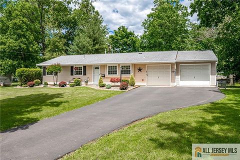10 Ritter Road, South Brunswick, NJ 08824 - MLS#: 2561572M