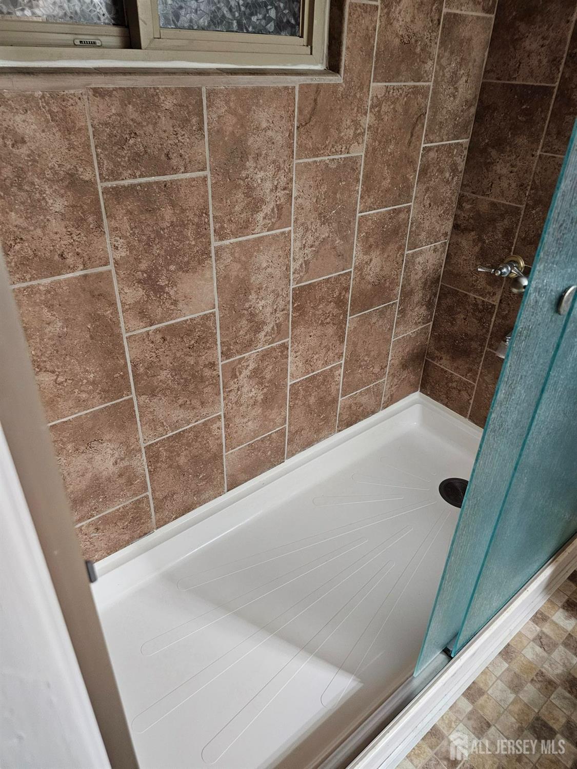 7 Somer Drive, Somerville, New Jersey image 13