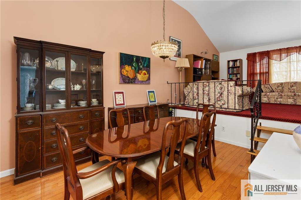 17 Myrtle Road, East Brunswick, New Jersey image 12