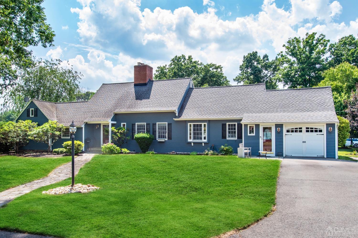 View Milltown, NJ 08850 house