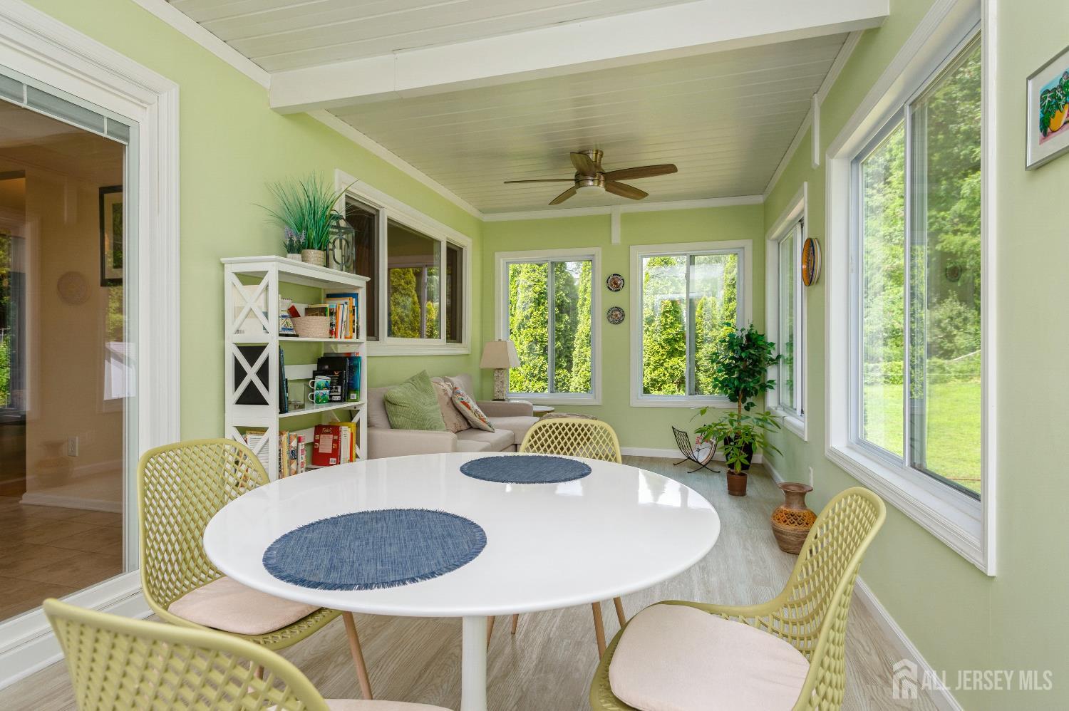 East Brunswick, New Jersey 08816, United States, 3 Bedrooms Bedrooms, ,2 BathroomsBathrooms,Residential,Active,167808