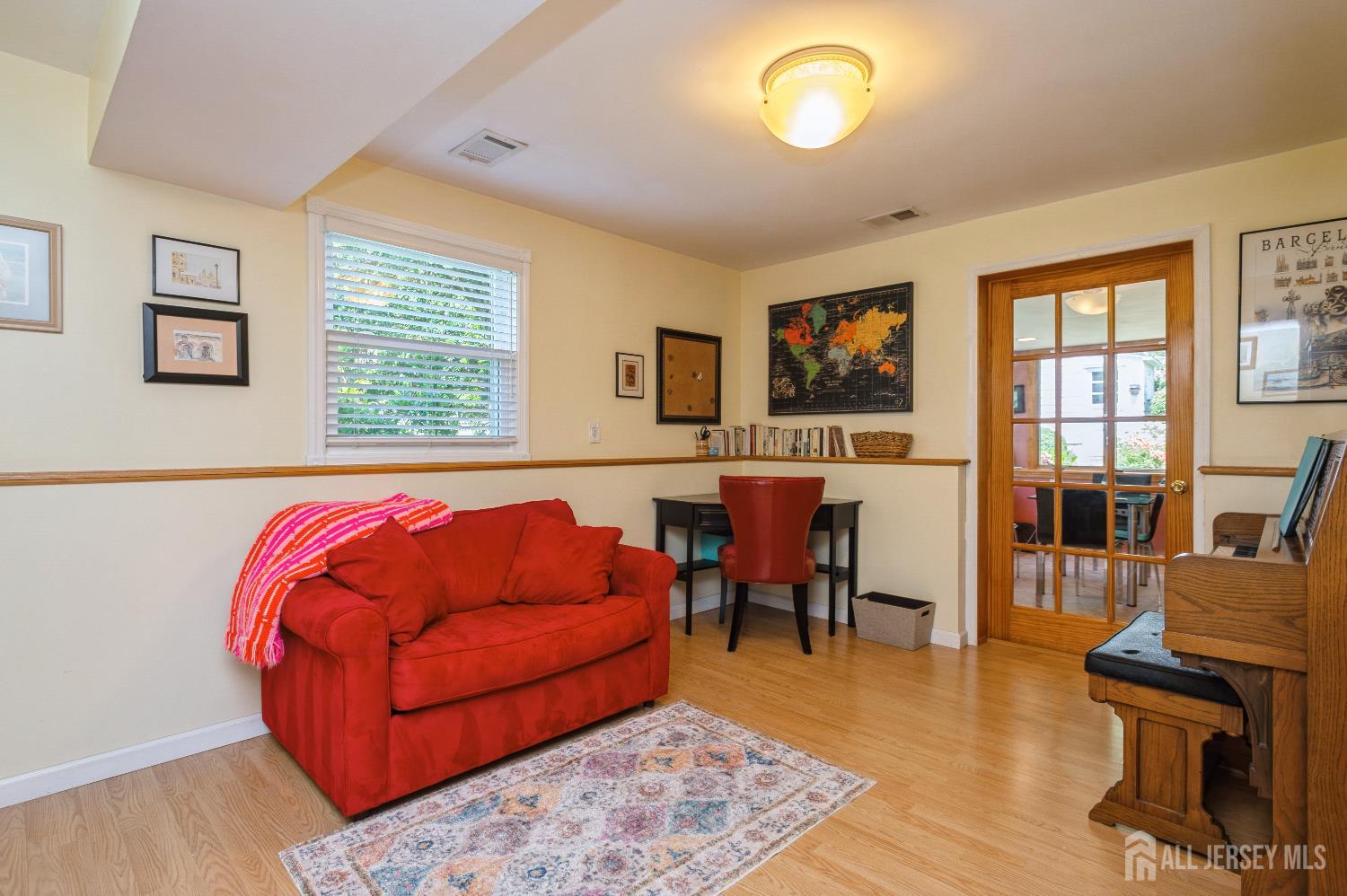 East Brunswick, New Jersey 08816, United States, 3 Bedrooms Bedrooms, ,2 BathroomsBathrooms,Residential,Active,167808