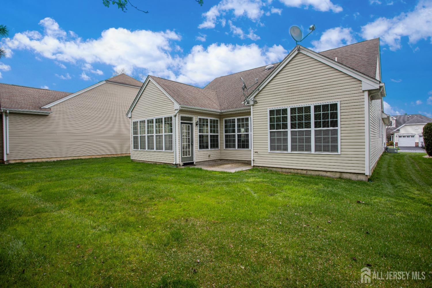 247 Springmeadow Way, Monroe Township, New Jersey image 28