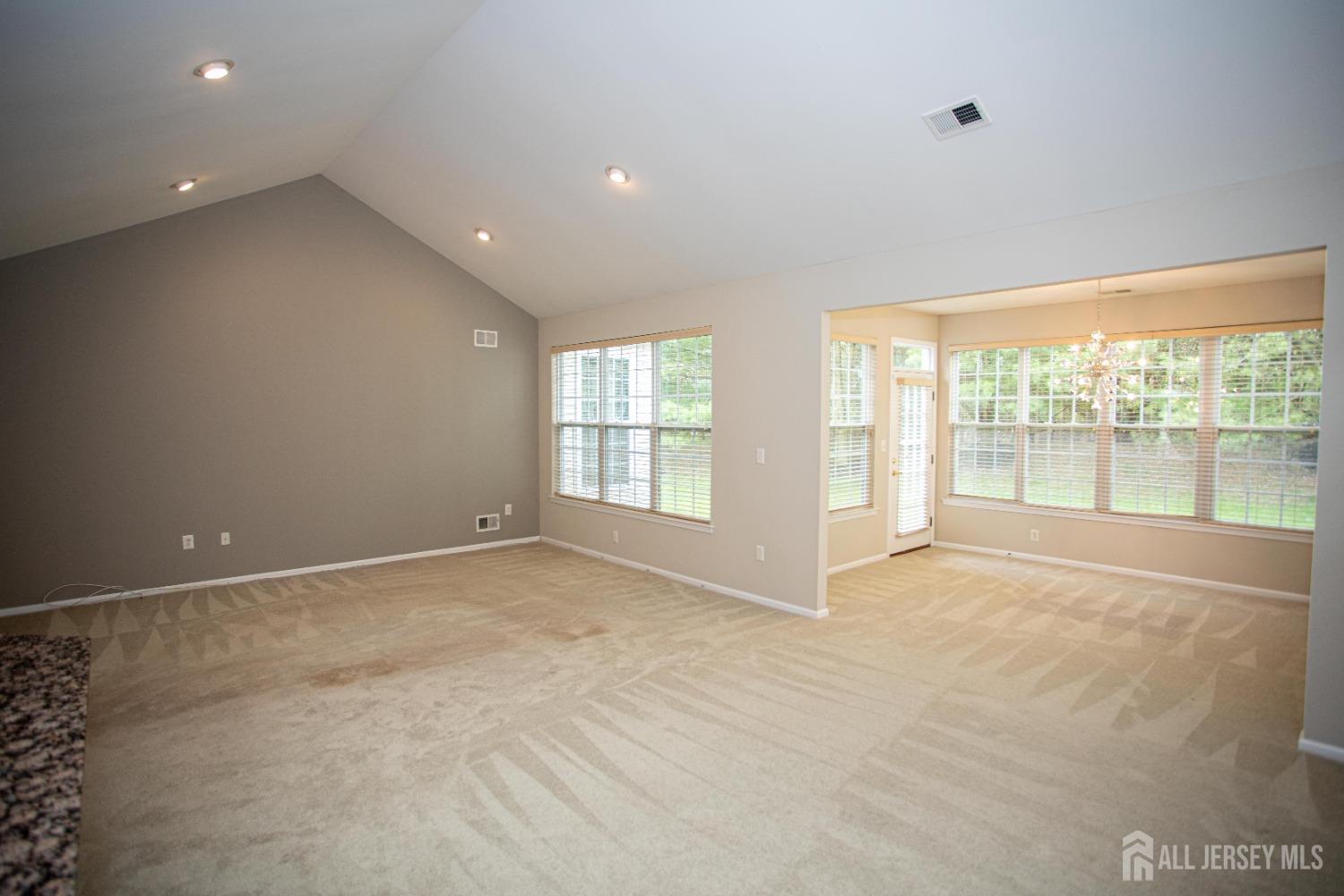 247 Springmeadow Way, Monroe Township, New Jersey image 11