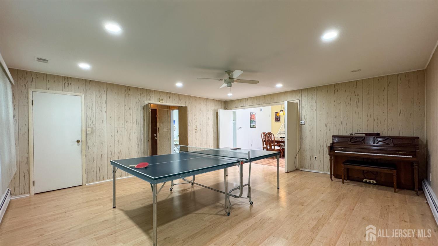 25 Sherwood Road, Edison, New Jersey image 10