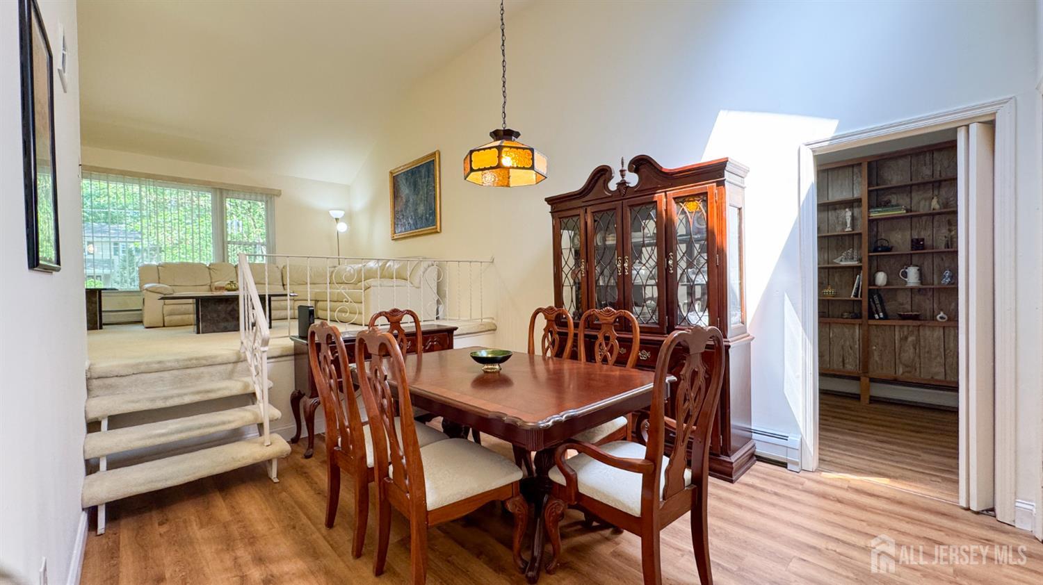 25 Sherwood Road, Edison, New Jersey image 6