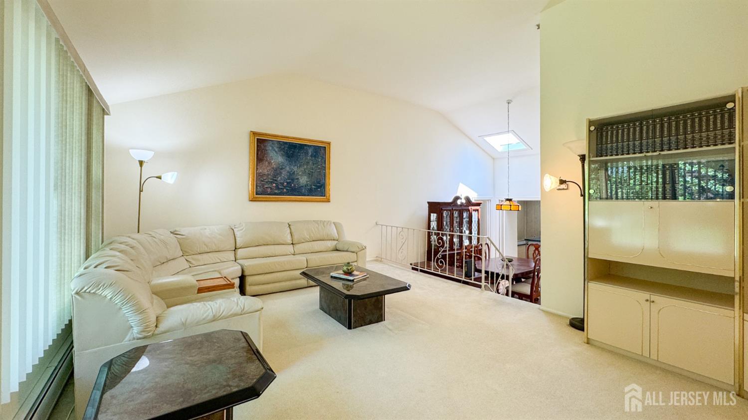 25 Sherwood Road, Edison, New Jersey image 4
