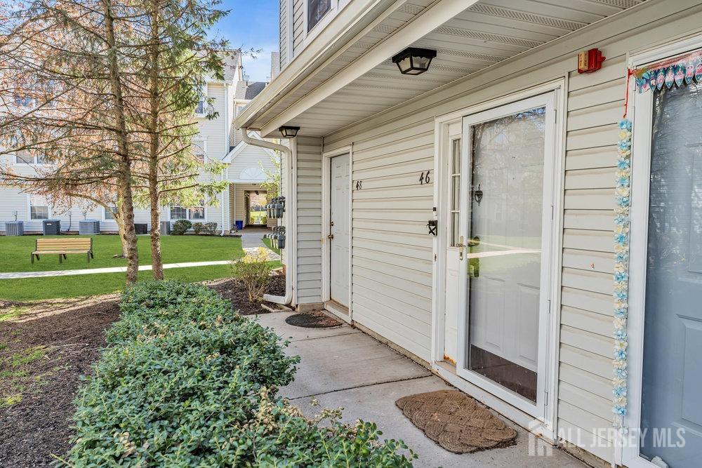 46 Prestwick Way, Edison, New Jersey image 3